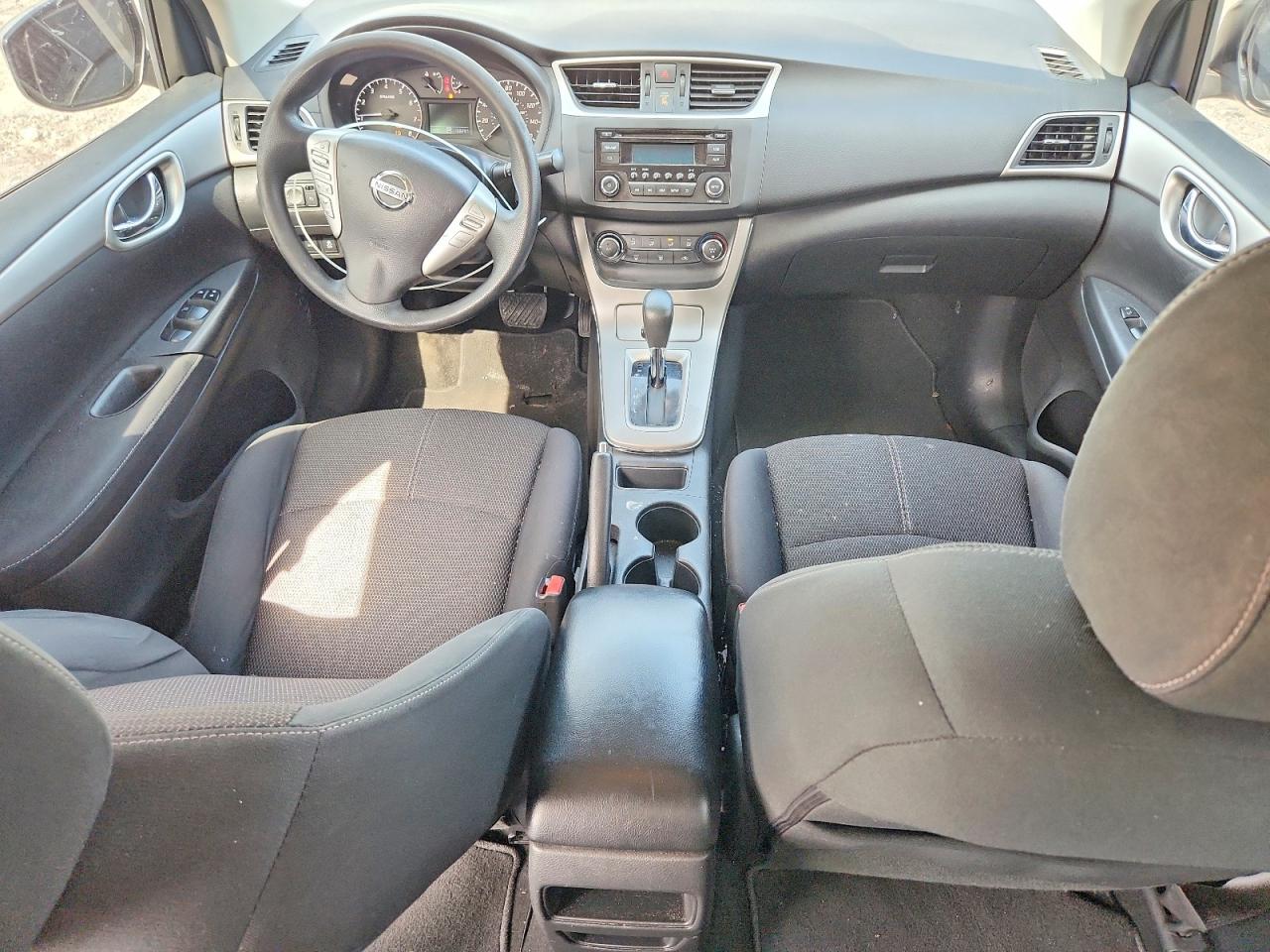 2015 NISSAN SENTRA S photo 15