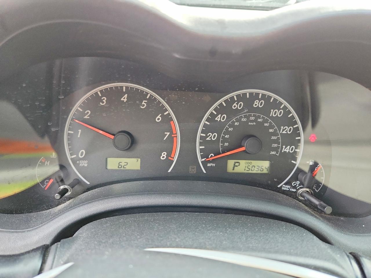 2011 TOYOTA COROLLA LE photo 25
