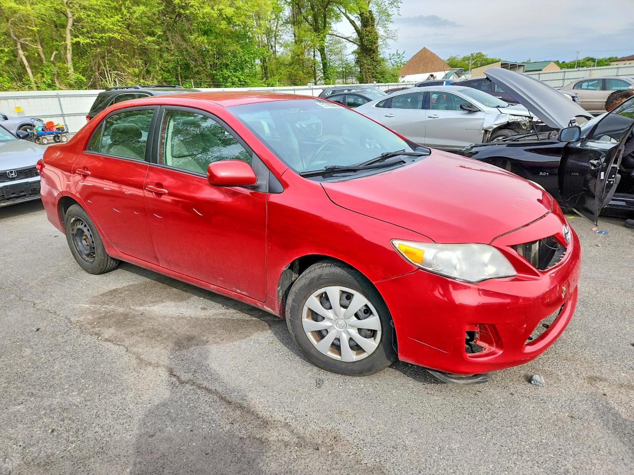 2011 TOYOTA COROLLA LE photo 10