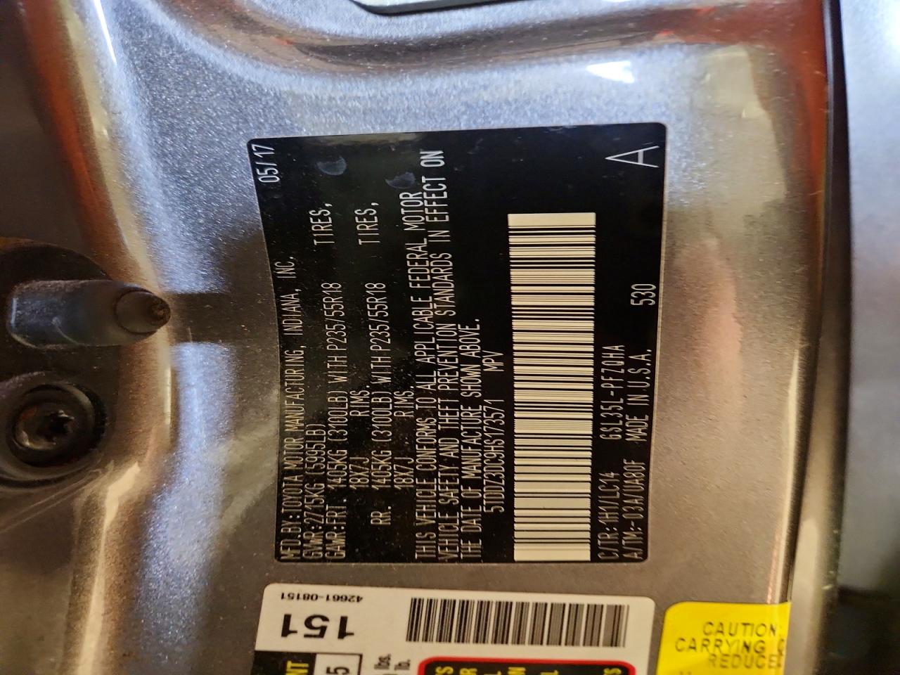 2017 TOYOTA SIENNA XLE 7-PASSENGER photo 25