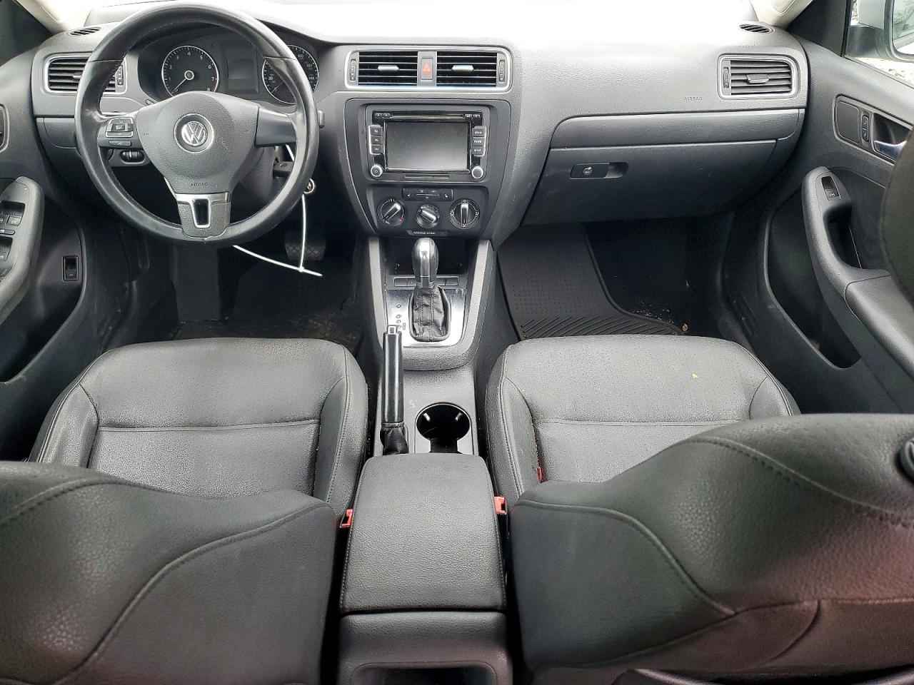 2012 VOLKSWAGEN JETTA SE photo 15