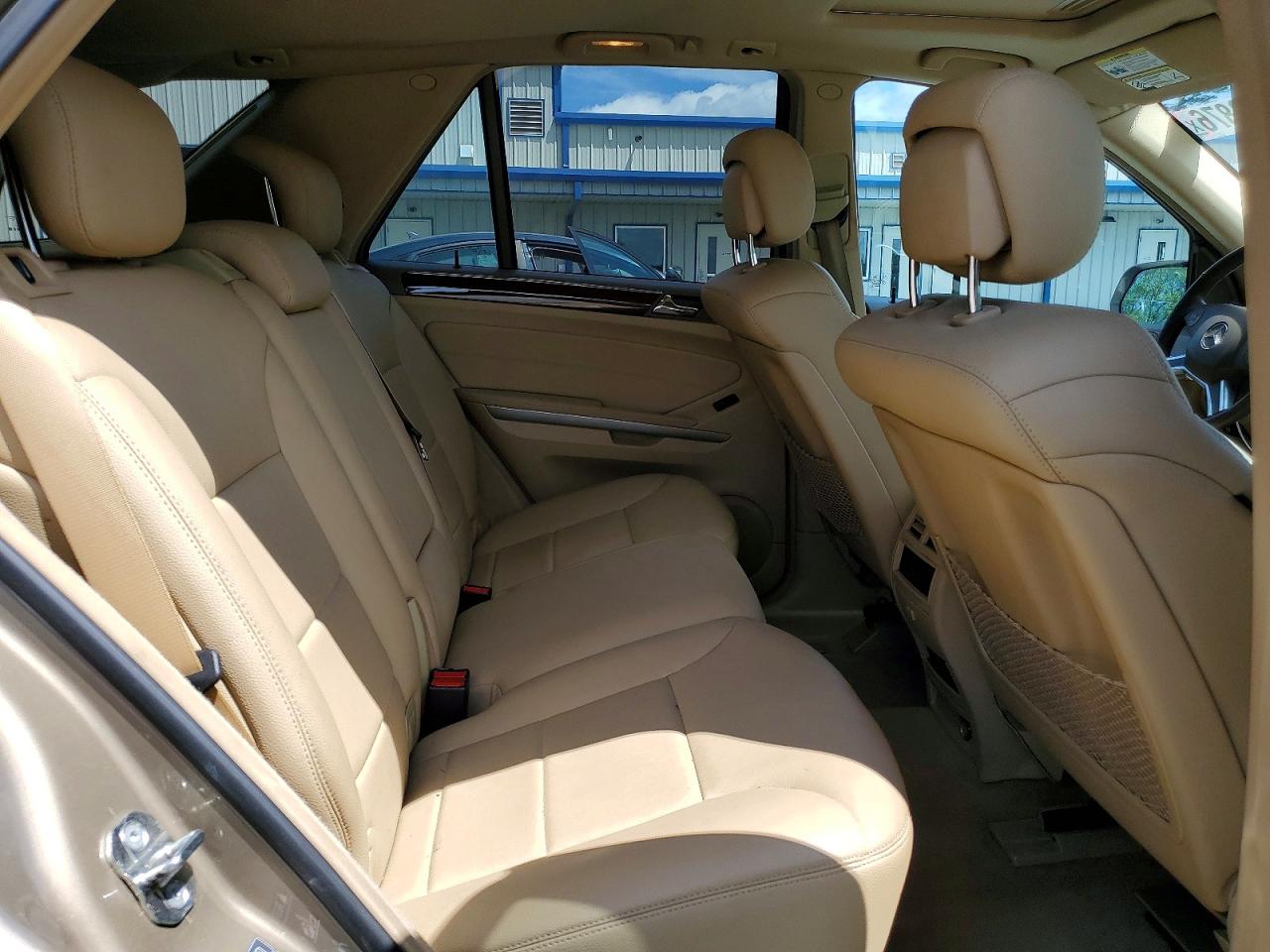 2010 MERCEDES-BENZ ML 350 4MATIC photo 31