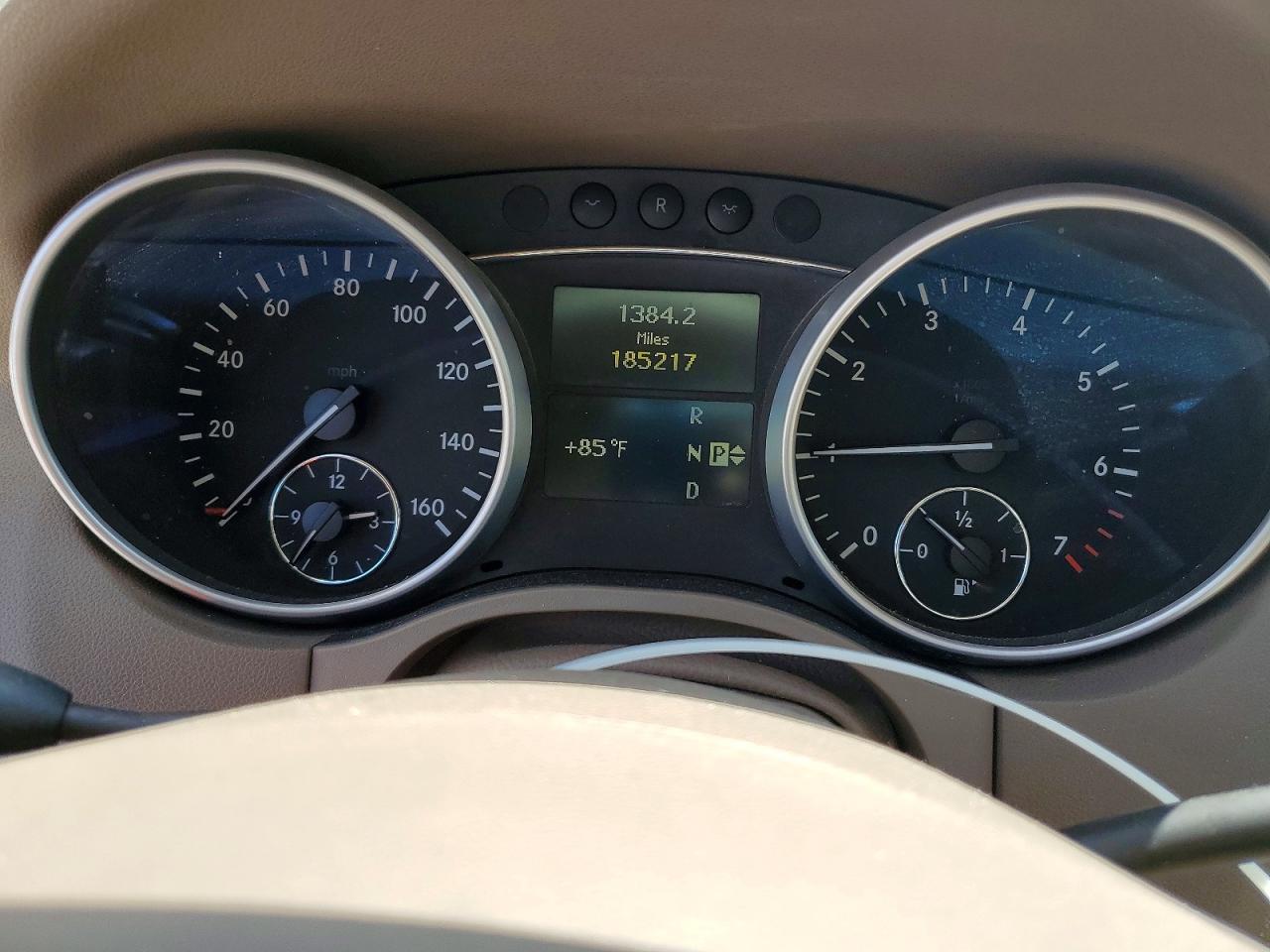 2010 MERCEDES-BENZ ML 350 4MATIC photo 25