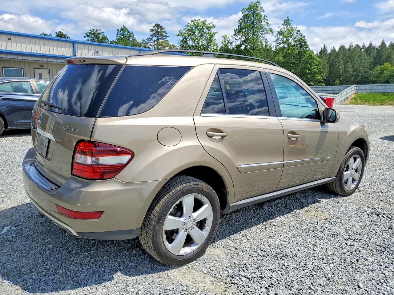 2010 MERCEDES-BENZ ML 350 4MATIC photo 7