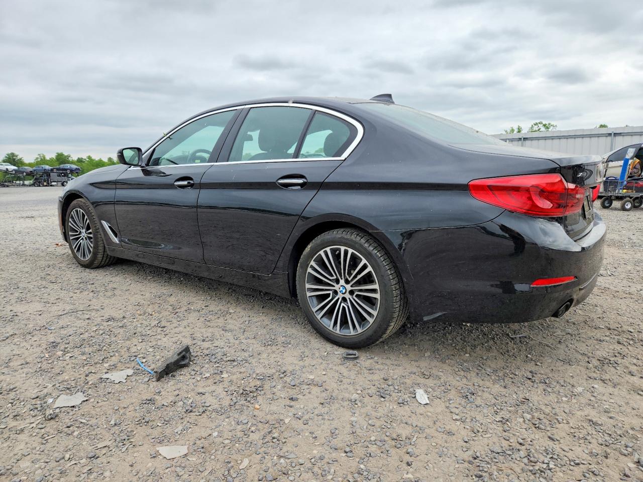2018 BMW 530 XI photo 3