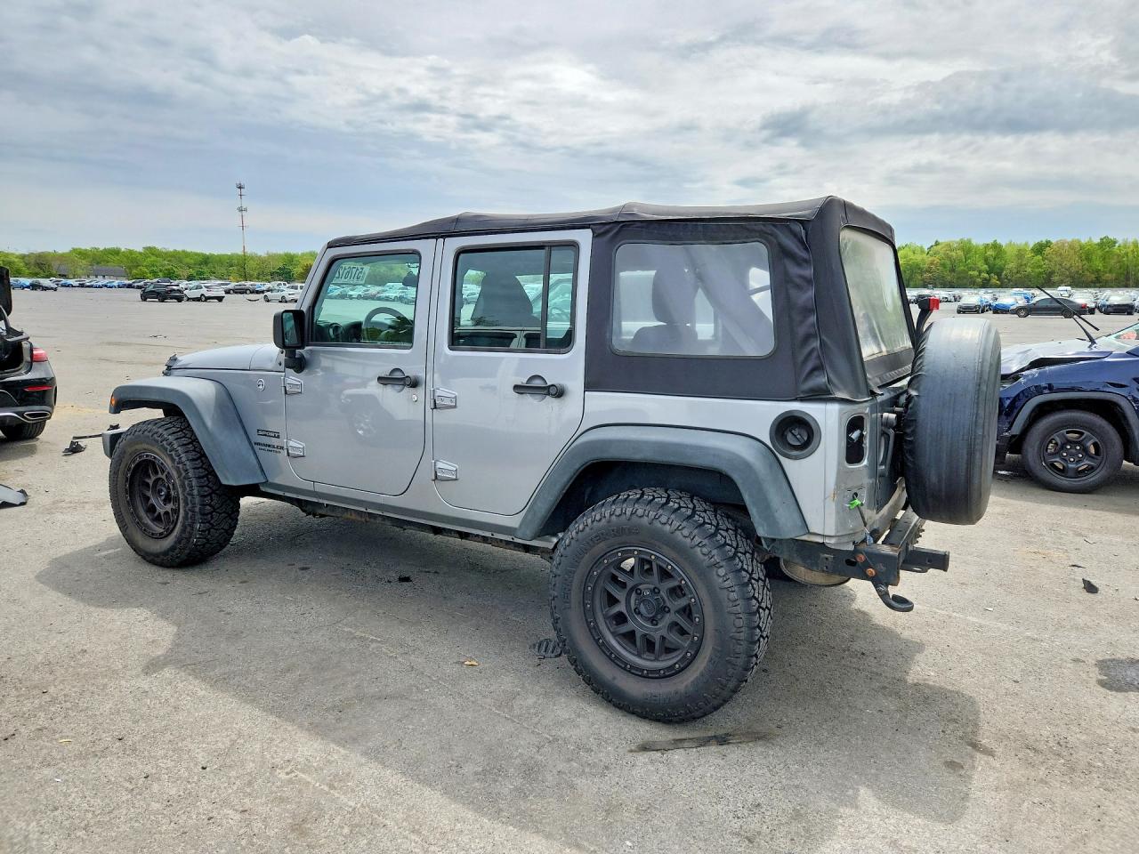 2016 JEEP WRANGLER UNLIMITED SPORT photo 4