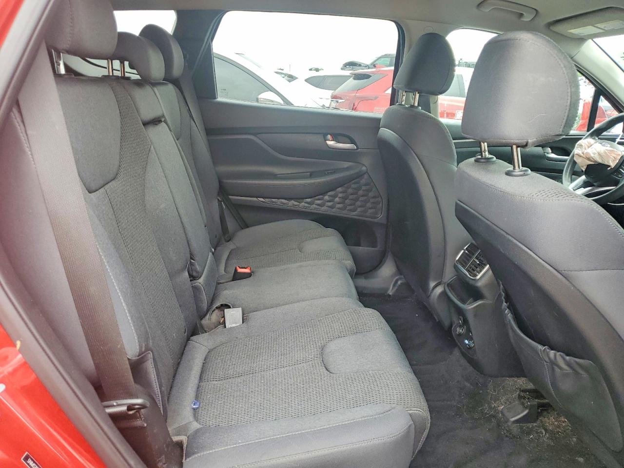 2019 HYUNDAI SANTA FE SE photo 31