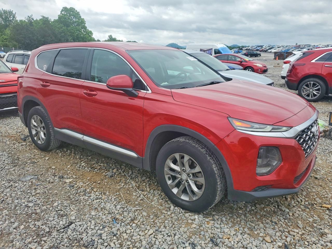 2019 HYUNDAI SANTA FE SE photo 10