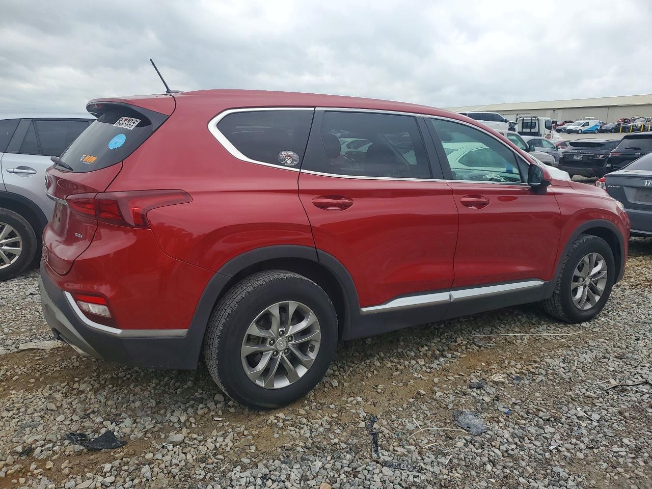 2019 HYUNDAI SANTA FE SE photo 7