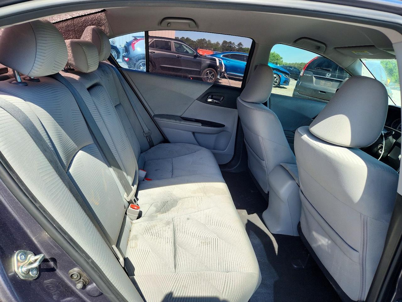 2016 HONDA ACCORD LX photo 28