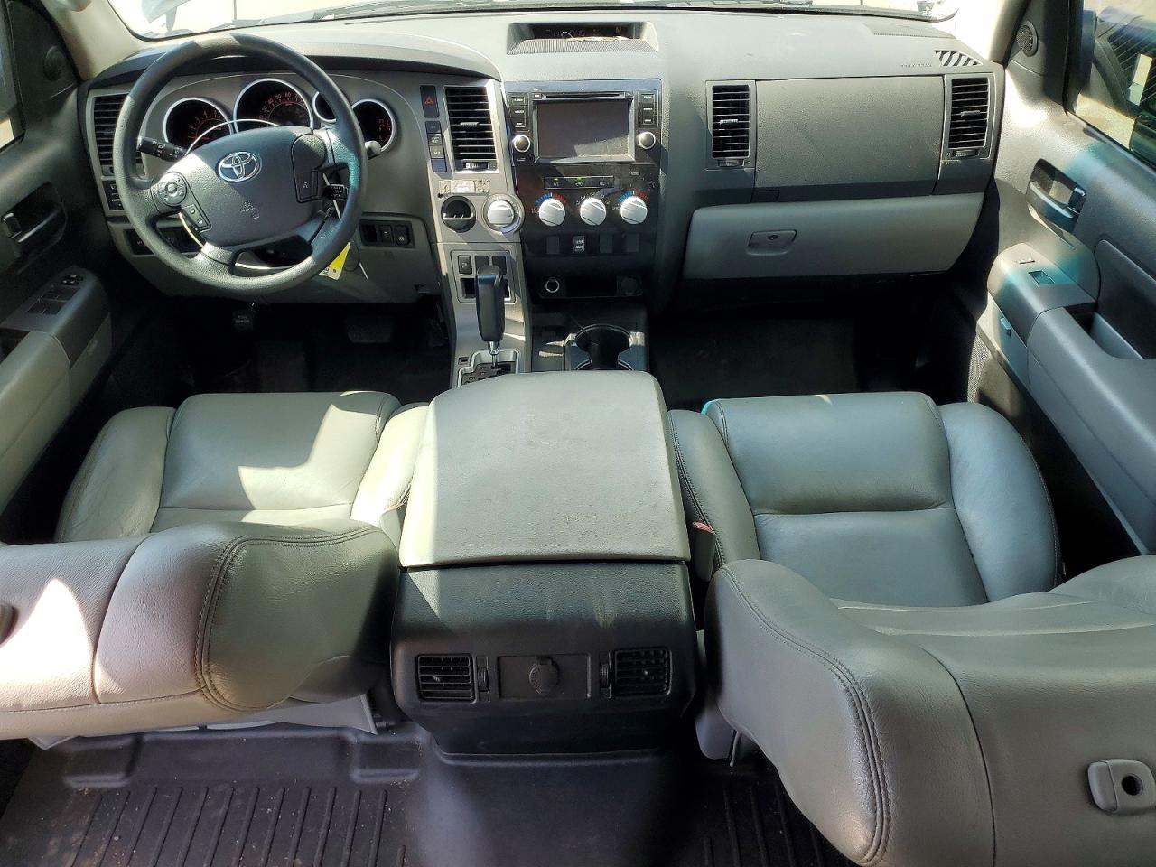 2013 TOYOTA TUNDRA CREWMAX SR5 photo 8