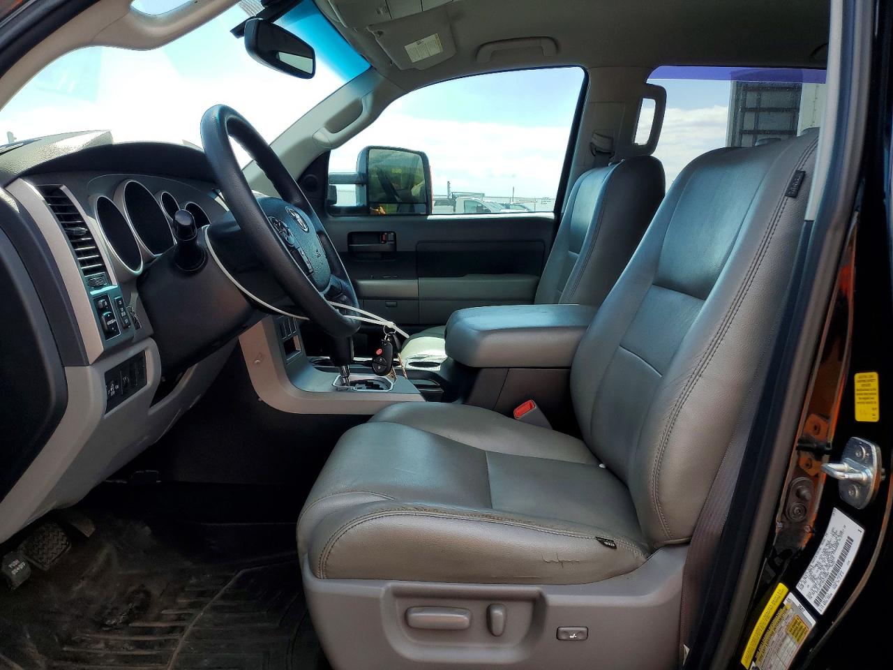 2013 TOYOTA TUNDRA CREWMAX SR5 photo 7