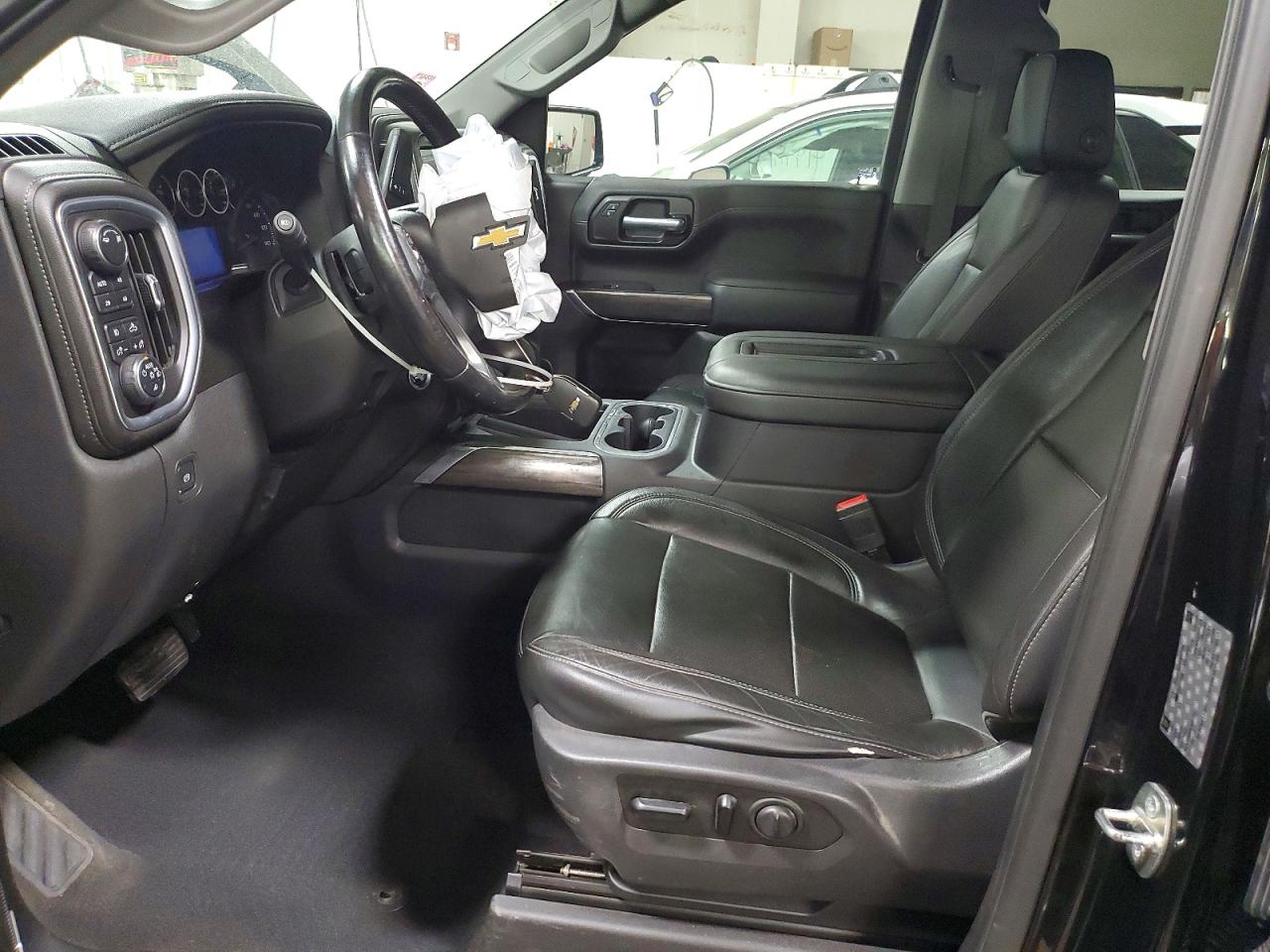 2019 CHEVROLET SILVERADO K1500 LTZ photo 13