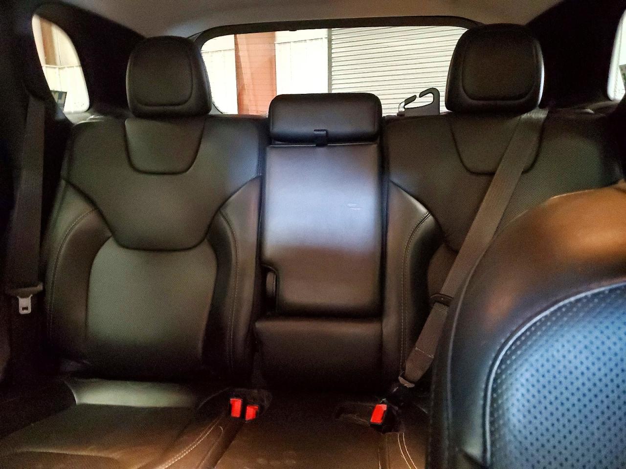 2019 JEEP CHEROKEE LIMITED photo 19