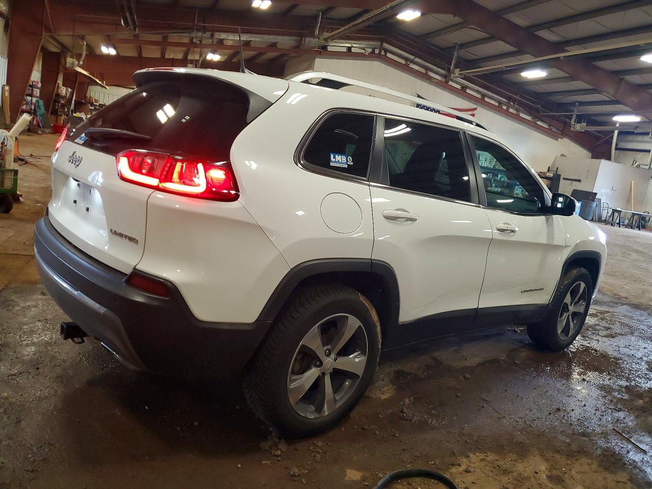 2019 JEEP CHEROKEE LIMITED photo 5