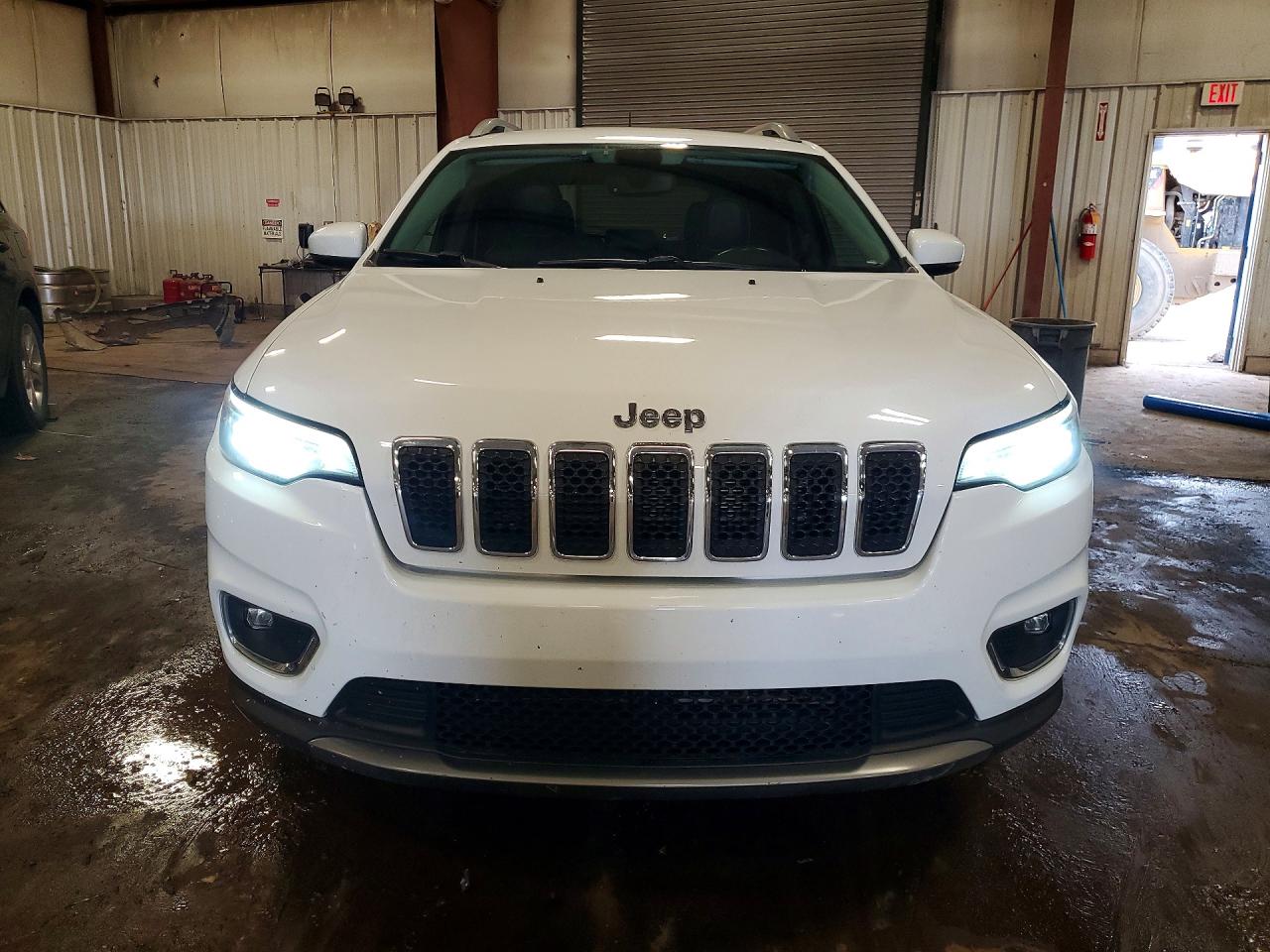 2019 JEEP CHEROKEE LIMITED photo 9