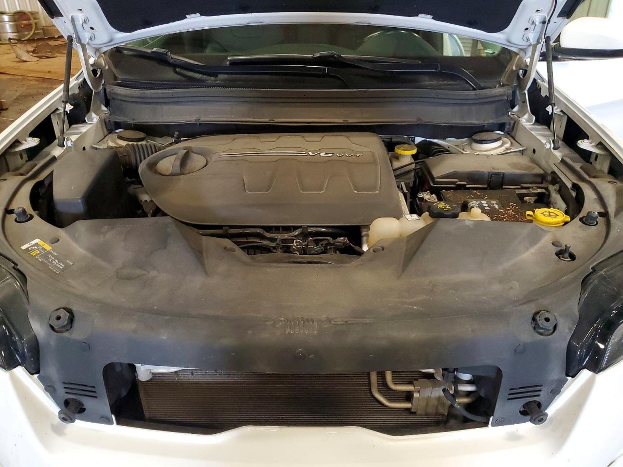 2019 JEEP CHEROKEE LIMITED photo 23