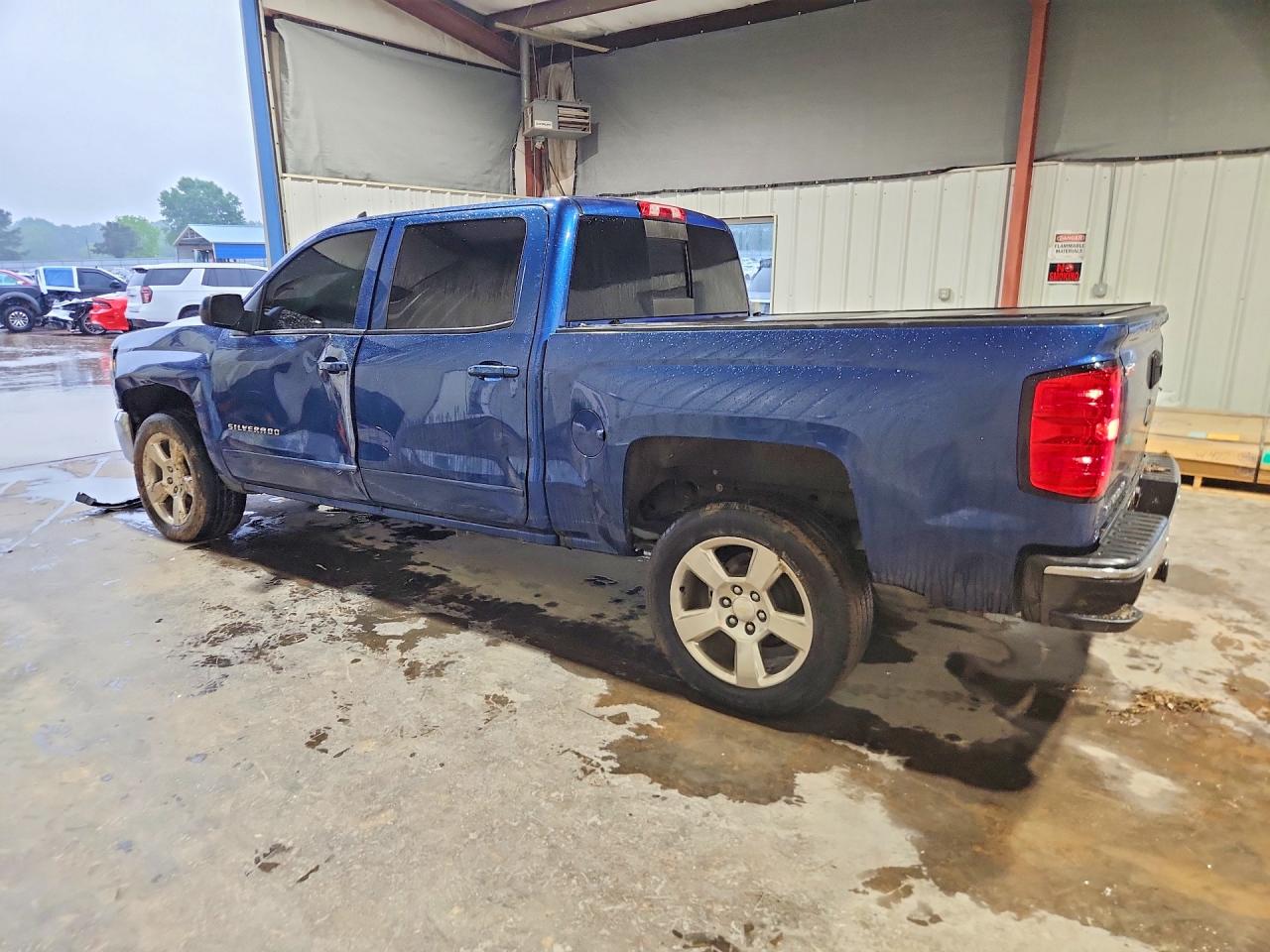 2016 CHEVROLET SILVERADO C1500 LT photo 2