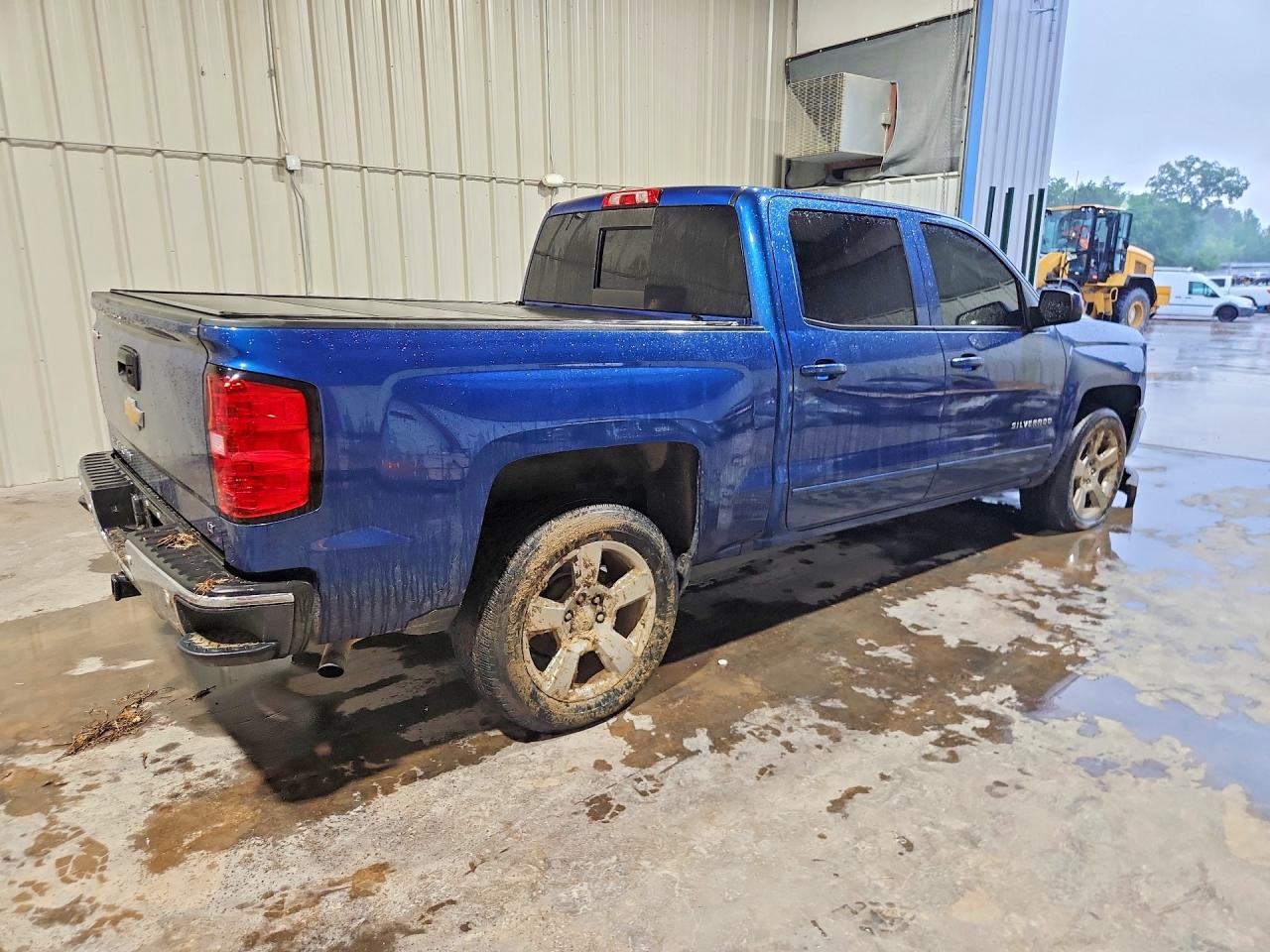2016 CHEVROLET SILVERADO C1500 LT photo 3