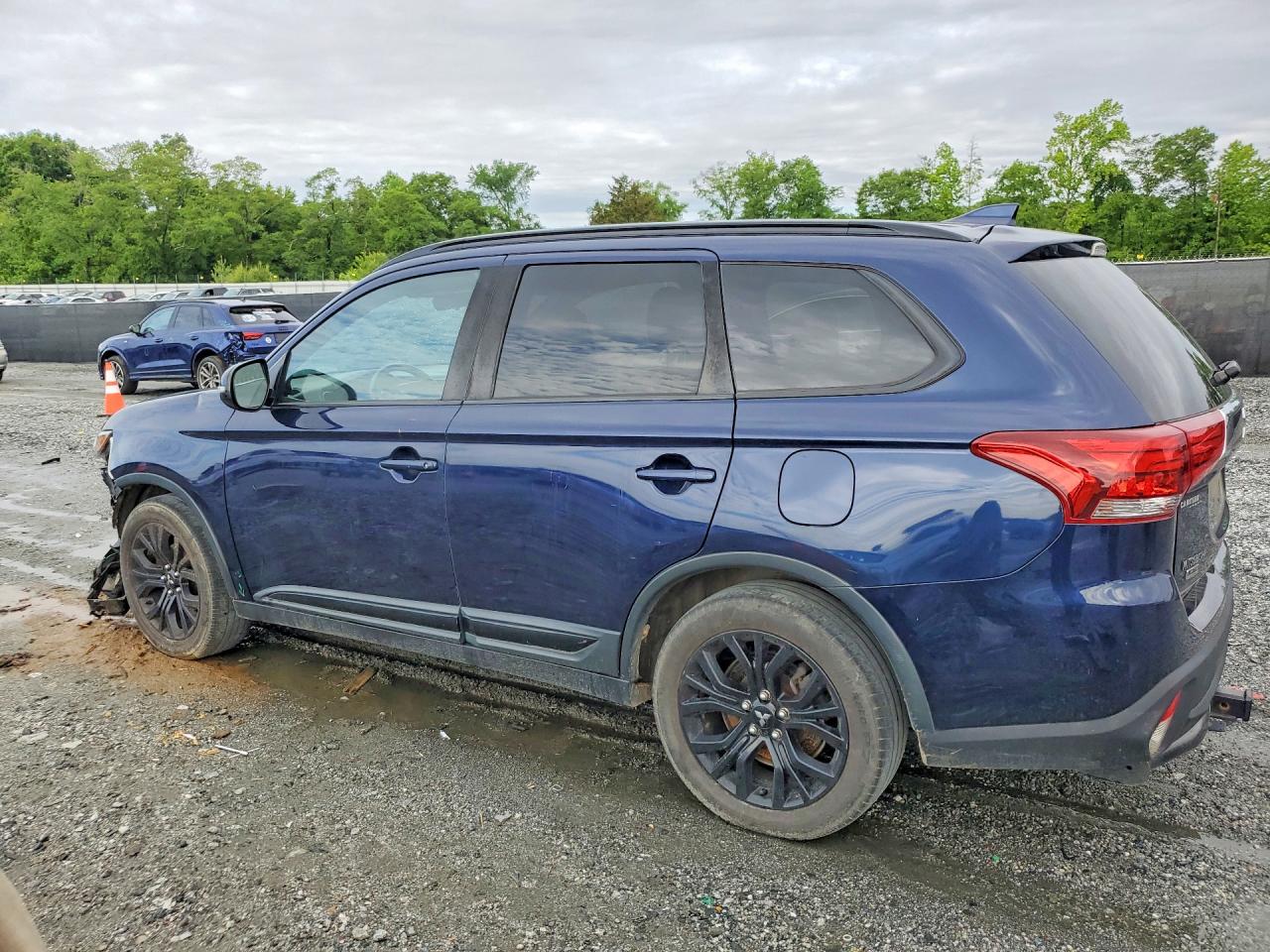 2018 MITSUBISHI OUTLANDER SE photo 4