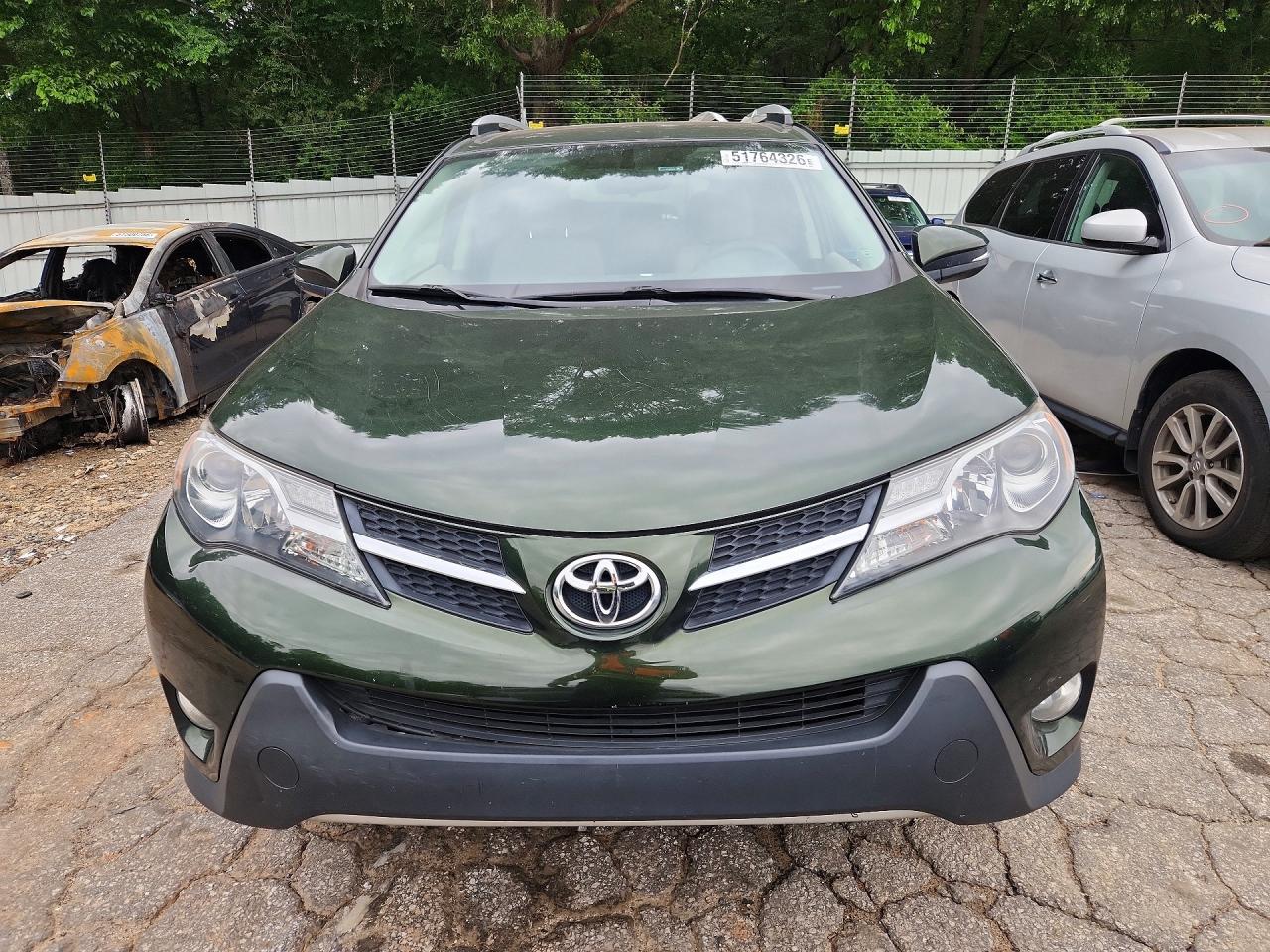 2013 TOYOTA RAV4 XLE photo 9