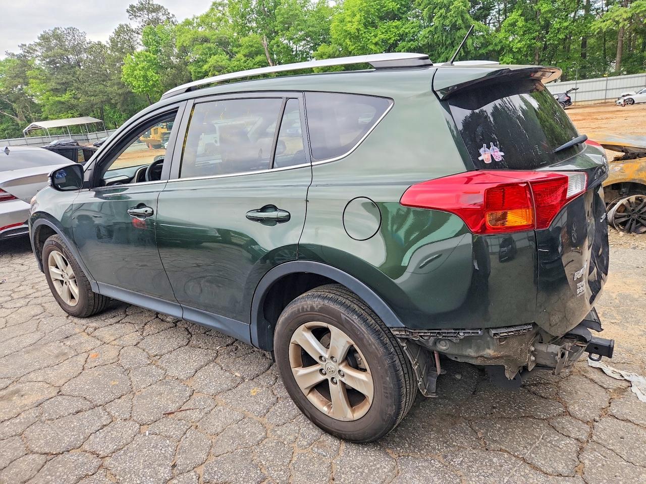 2013 TOYOTA RAV4 XLE photo 3