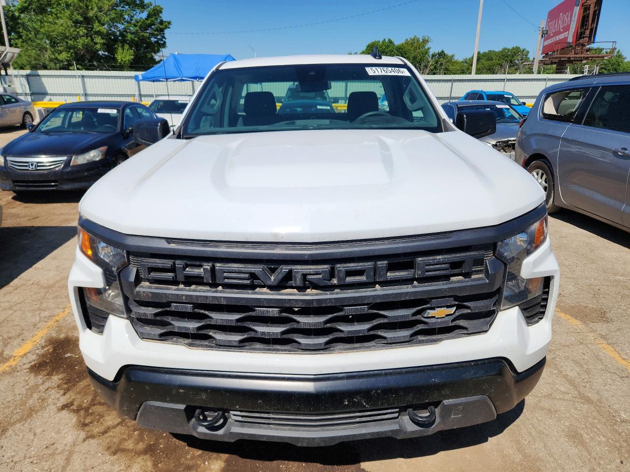 2024 CHEVROLET SILVERADO C1500 photo 9