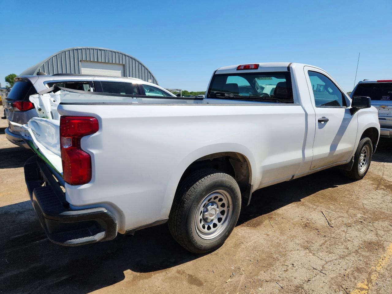 2024 CHEVROLET SILVERADO C1500 photo 5