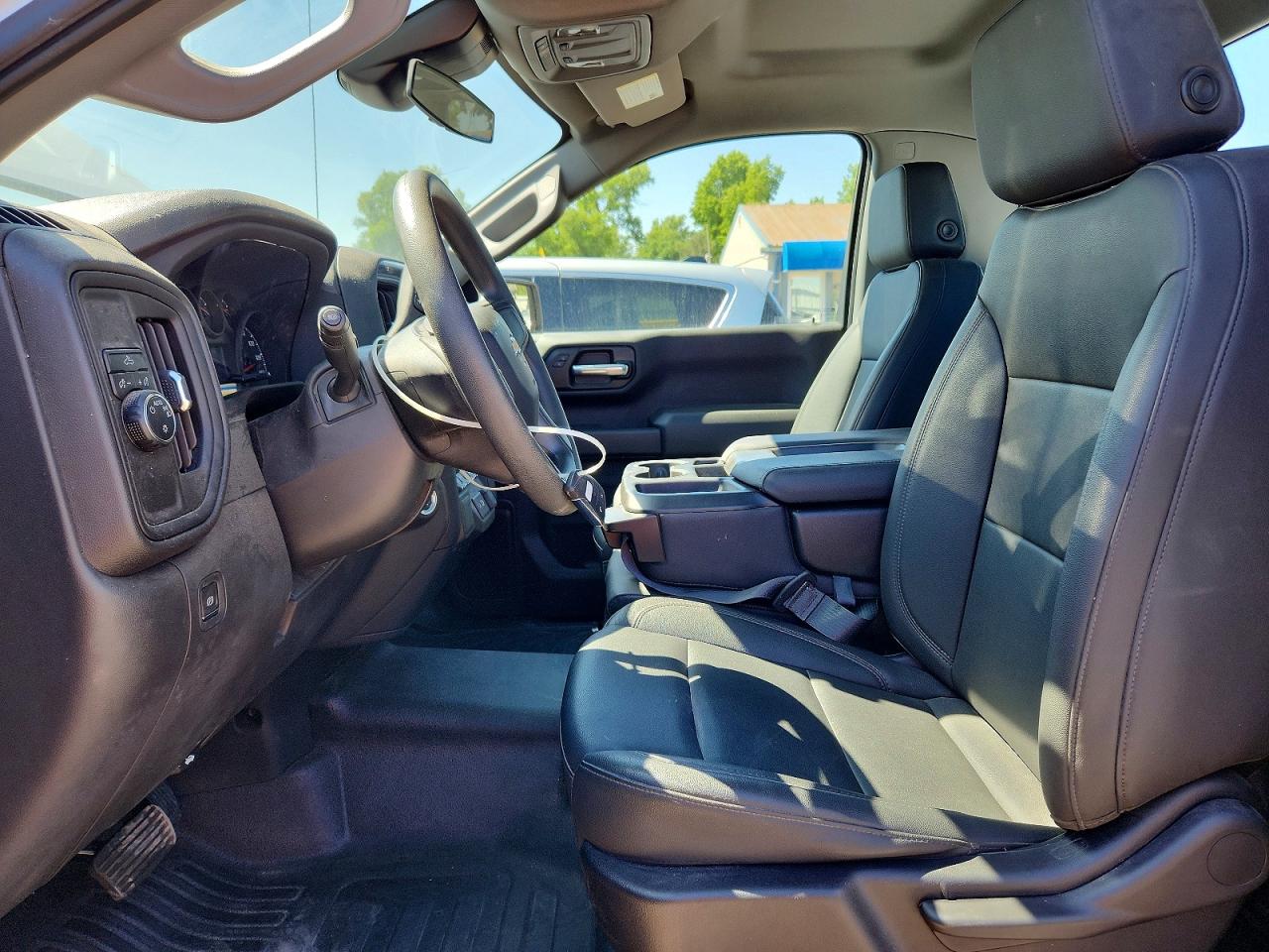 2024 CHEVROLET SILVERADO C1500 photo 13