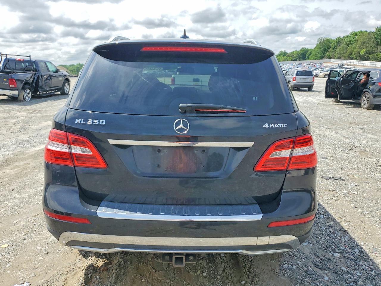 2015 MERCEDES-BENZ ML 350 4MATIC photo 11