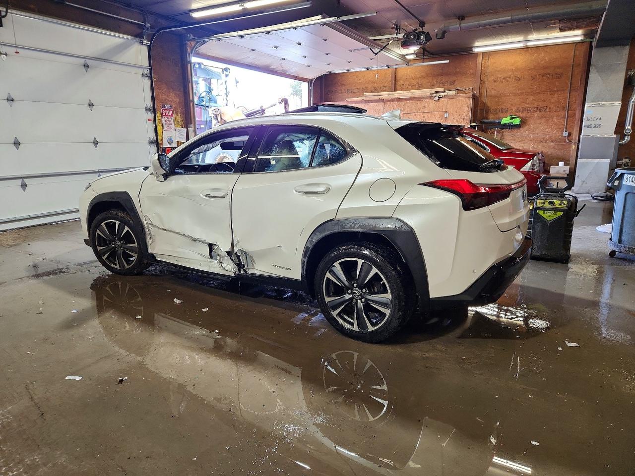 2019 LEXUS UX 250H photo 4