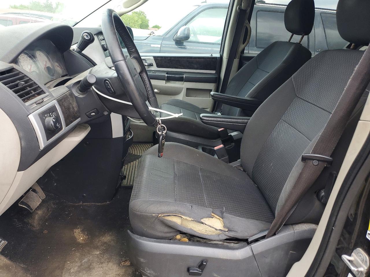 2010 DODGE GRAND CARAVAN SXT photo 13