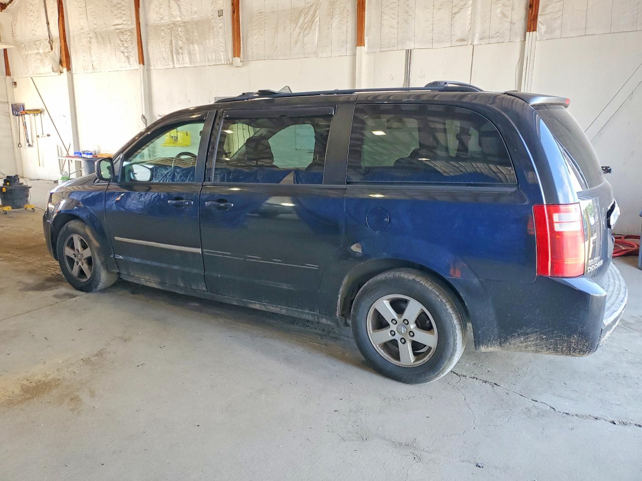 2010 DODGE GRAND CARAVAN SXT photo 3