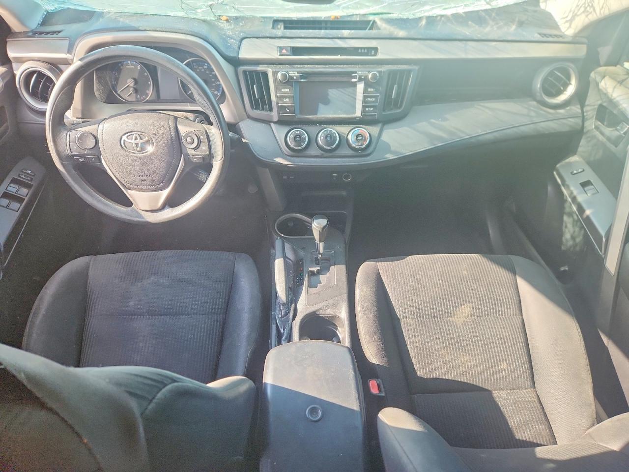 2017 TOYOTA RAV4 LE photo 15