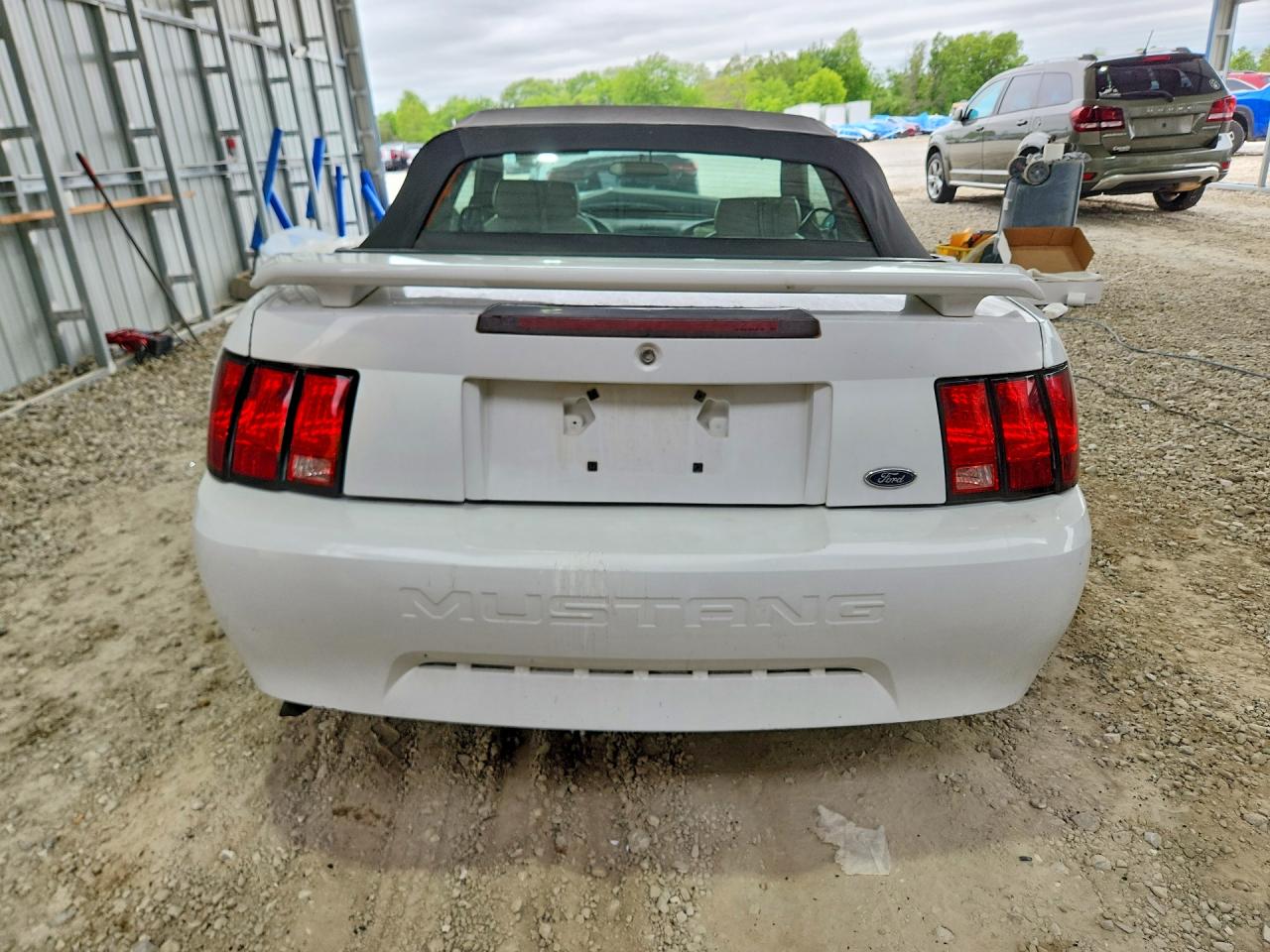2004 FORD MUSTANG photo 6