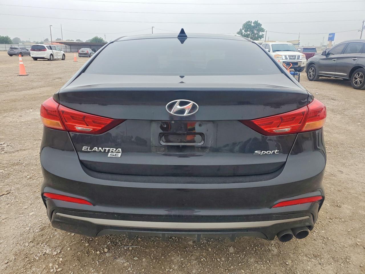 2018 HYUNDAI ELANTRA SPORT photo 11