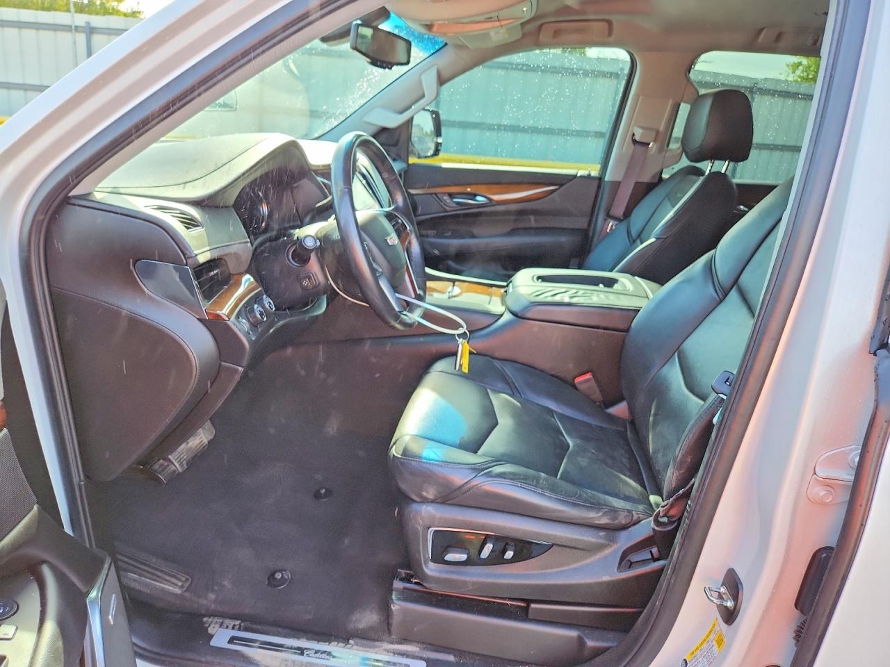 2016 CADILLAC ESCALADE photo 19