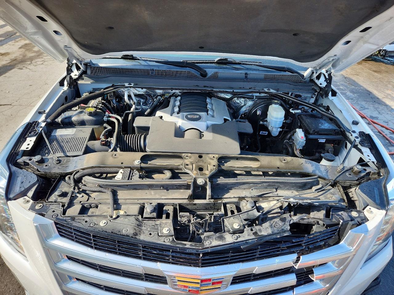 2016 CADILLAC ESCALADE photo 34
