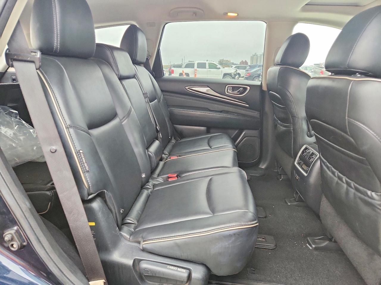 2020 INFINITI QX60 PURE photo 11