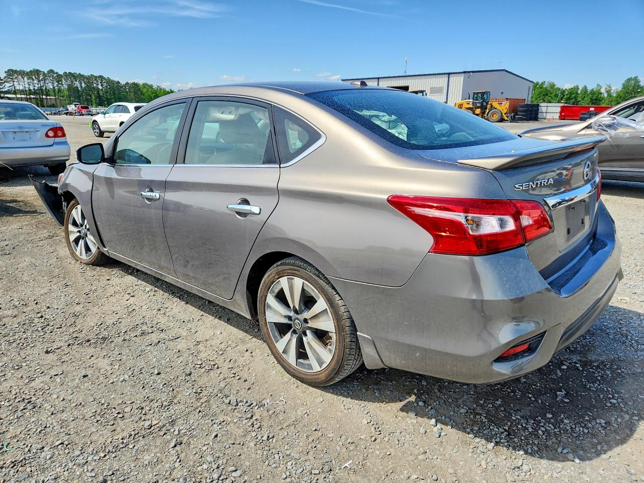2017 NISSAN SENTRA SL photo 3