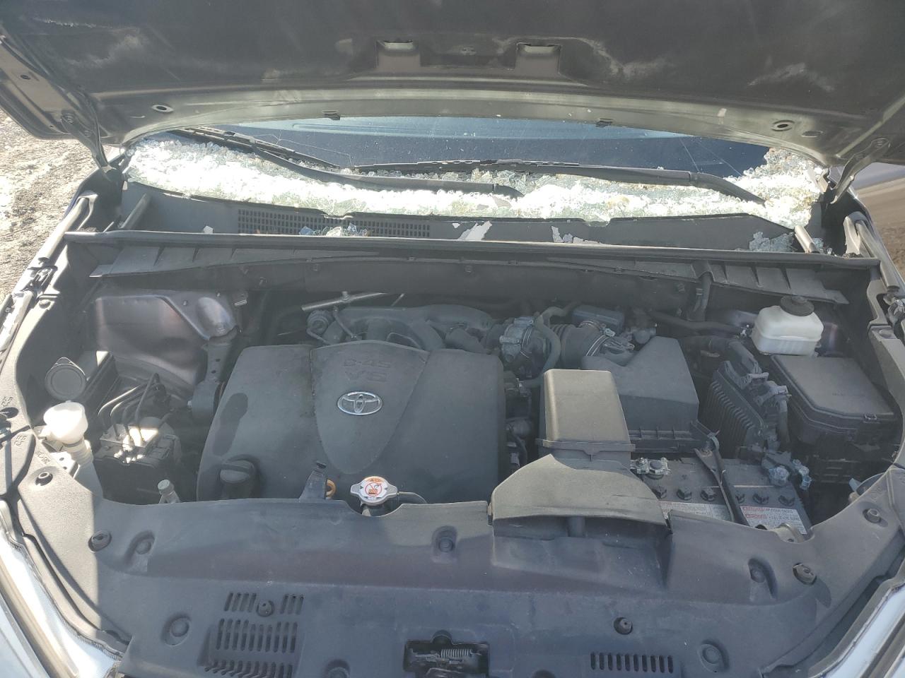 2019 TOYOTA HIGHLANDER photo 34