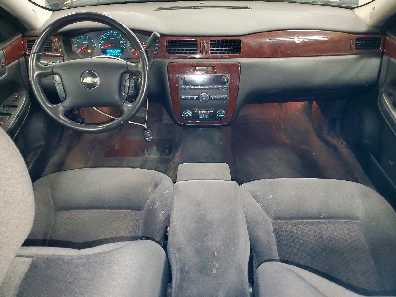 2010 CHEVROLET IMPALA LT photo 22