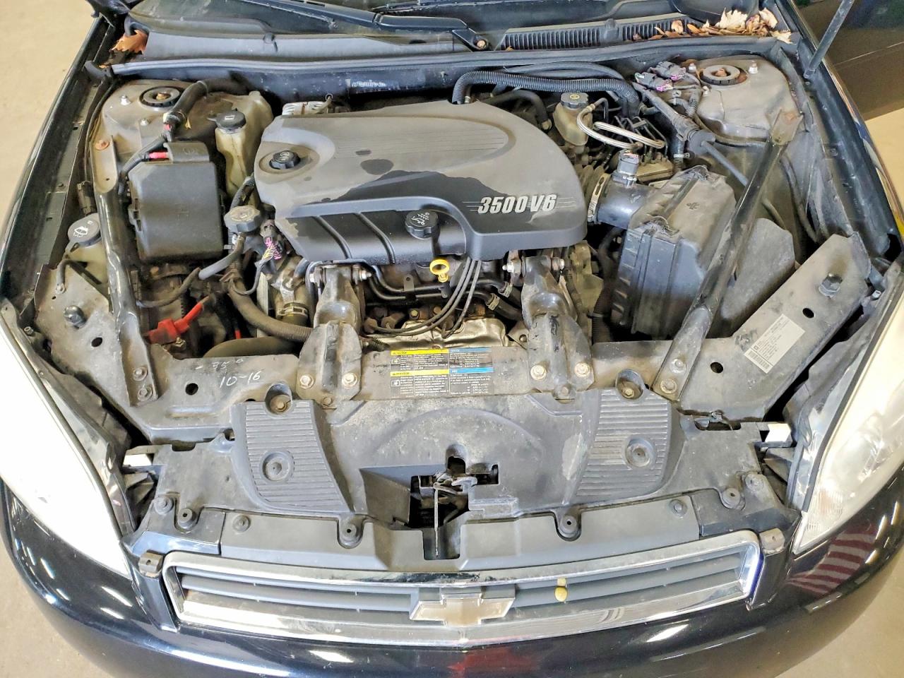 2010 CHEVROLET IMPALA LT photo 31