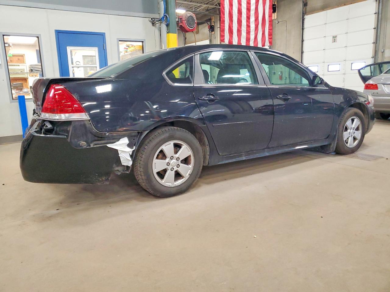 2010 CHEVROLET IMPALA LT photo 7