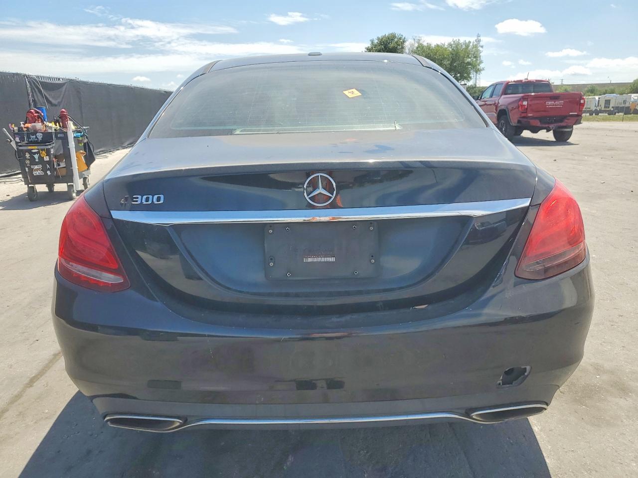 2015 MERCEDES-BENZ C 300 photo 16
