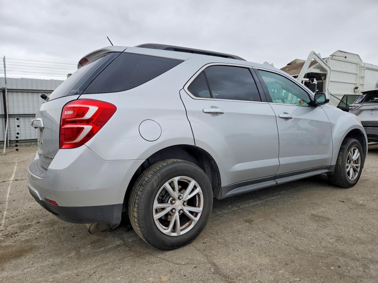 2016 CHEVROLET EQUINOX LT photo 7