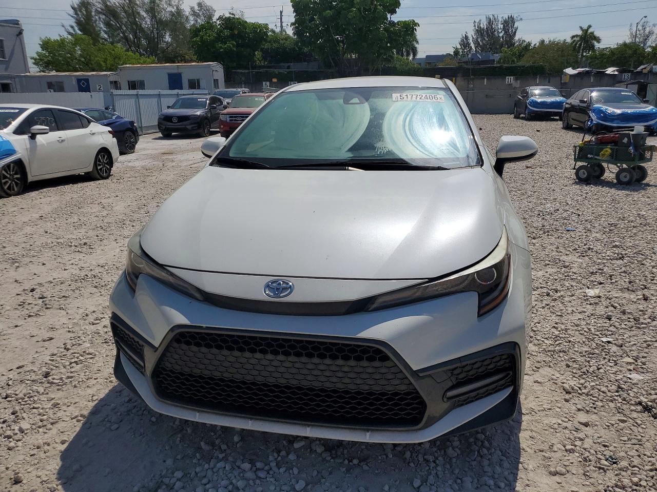 2021 TOYOTA COROLLA SE photo 13