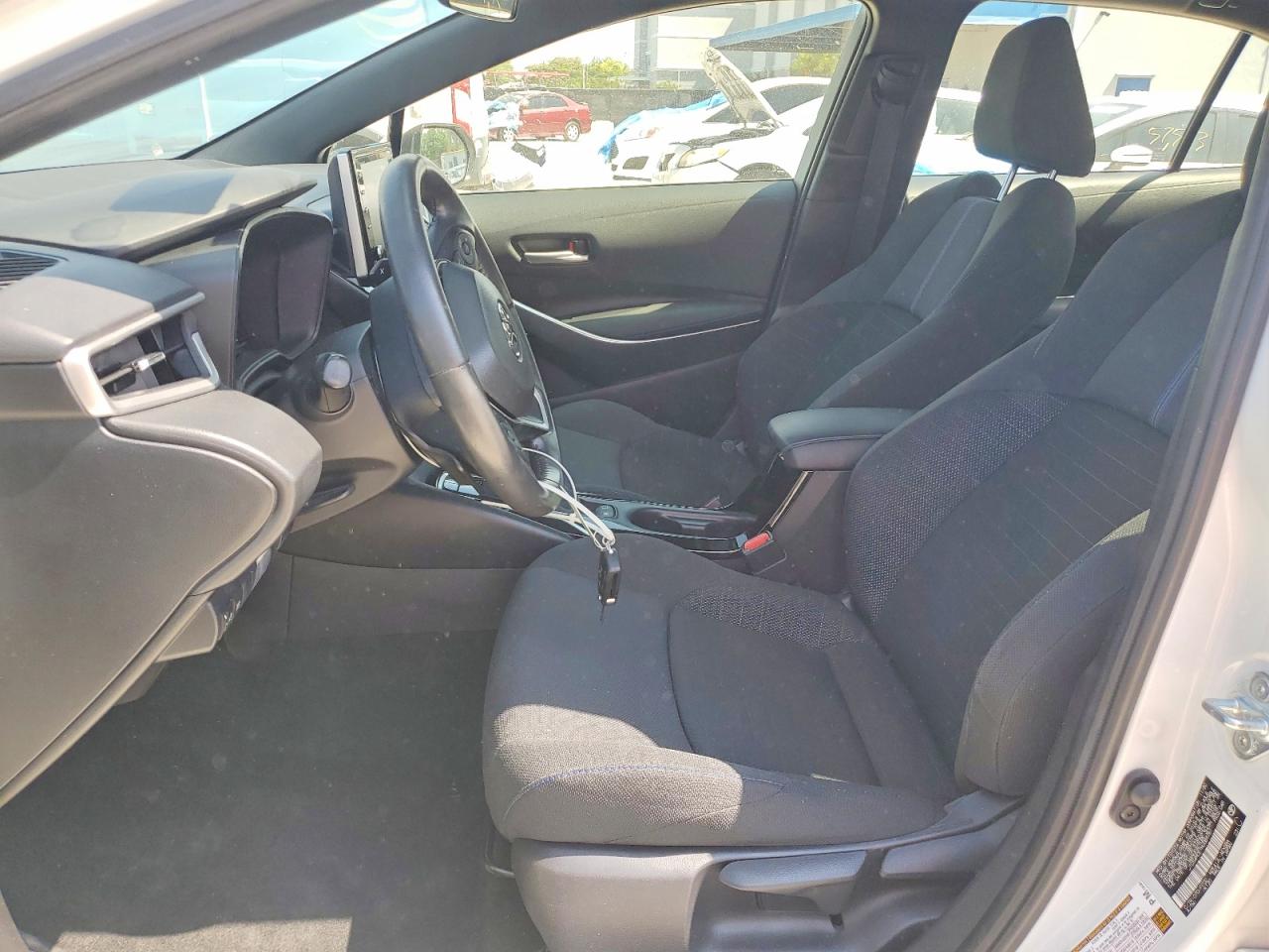2021 TOYOTA COROLLA SE photo 19