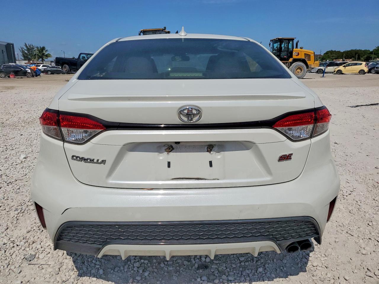 2021 TOYOTA COROLLA SE photo 16