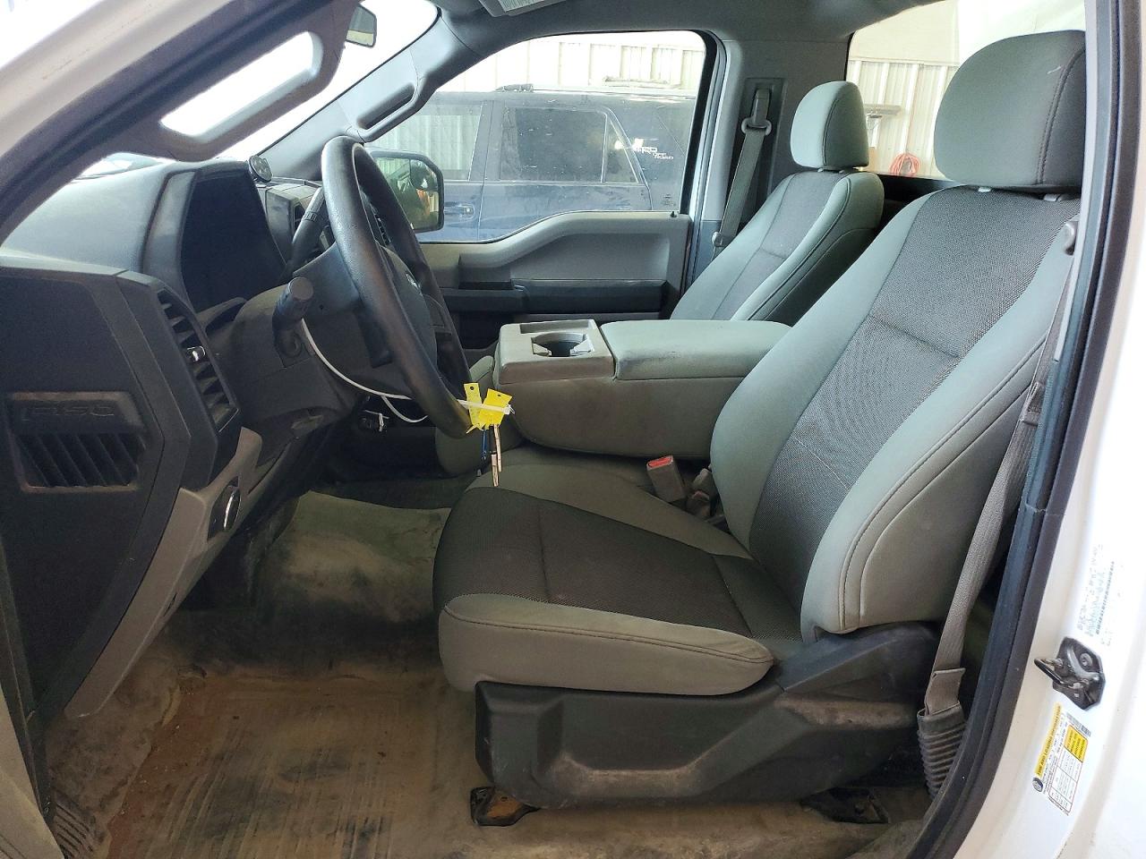 2016 FORD F150 photo 13